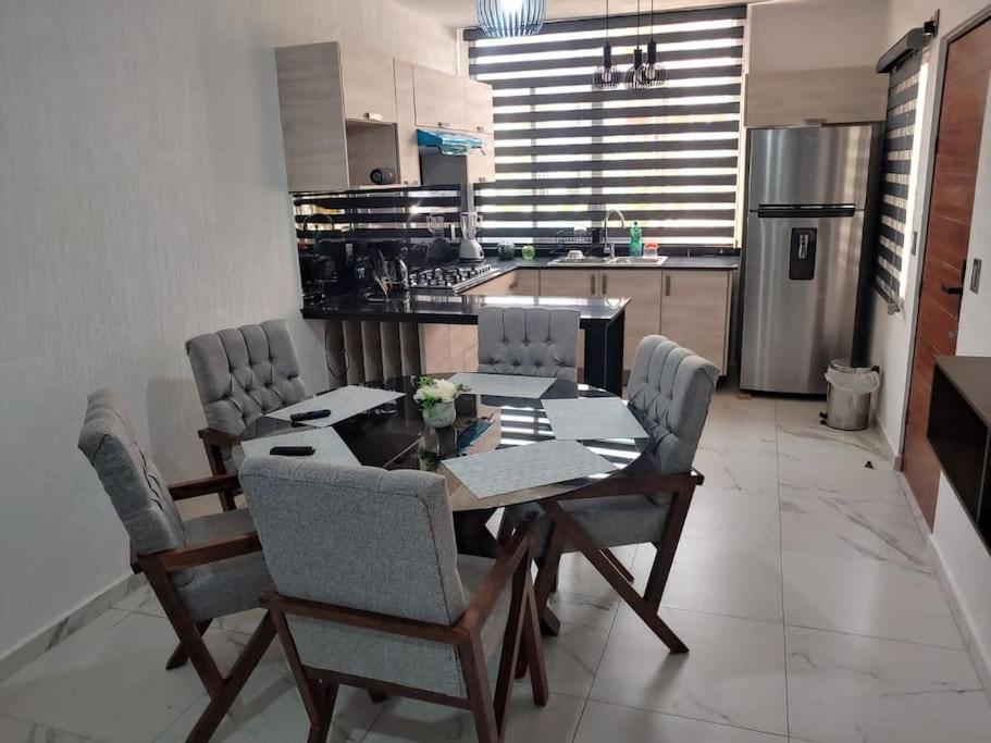 Departamento Con Alberca Apartment Manzanillo Bagian luar foto